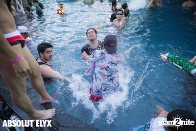W Bangkok นำเสนอ Songkran Splash Away Pool Party (อัลบั้มที่ 1) — photo 218