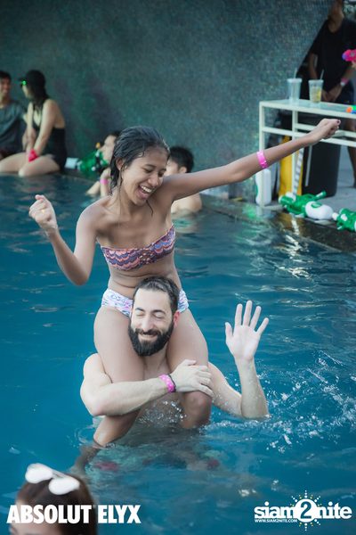 W Bangkok นำเสนอ Songkran Splash Away Pool Party (อัลบั้มที่ 1) — photo 221