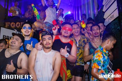 Brother's นำเสนอ Songkran Party 2018 — photo 7