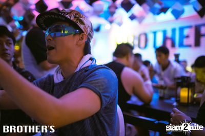 Brother's นำเสนอ Songkran Party 2018 — photo 80