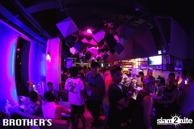 Brother's นำเสนอ Songkran Party 2018 — photo 97