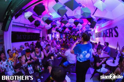 Brother's นำเสนอ Songkran Party 2018 — photo 102