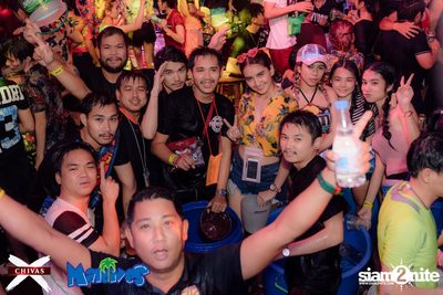 Songkran Space Splash Foam Party at Maldives Bar Mengjai — photo 2