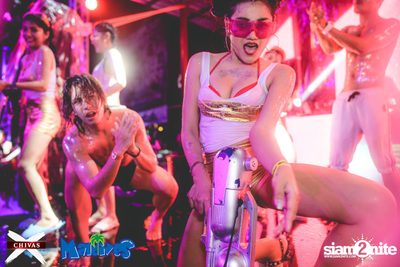 Songkran Space Splash Foam Party at Maldives Bar Mengjai — photo 33