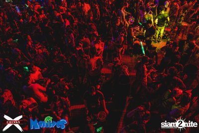 Songkran Space Splash Foam Party at Maldives Bar Mengjai — photo 39