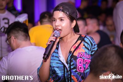 งาน Brother's Presents Songkran Party 2018 — photo 66
