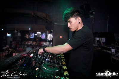 Songkran Gone Wild at The Club Khaosan — photo 1