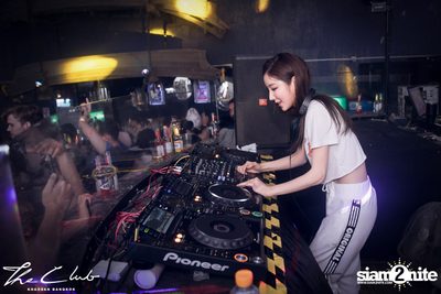 Songkran Gone Wild at The Club Khaosan — photo 111