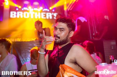 Brother's นำเสนอ Songkran Party 2018 — photo 19