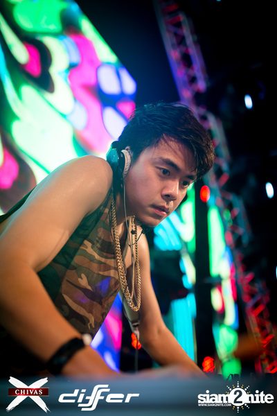 งาน ChivasX Differ Songkran: Summer Fresh 2018 — photo 153