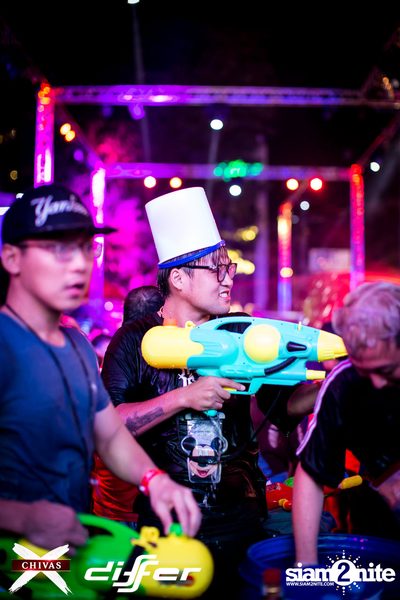 งาน ChivasX Differ Songkran: Summer Fresh 2018 — photo 162