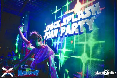 Songkran Space Splash Foam Party at Maldives Bar Mengjai — photo 15