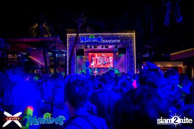 Songkran Space Splash Foam Party at Maldives Bar Mengjai — photo 20