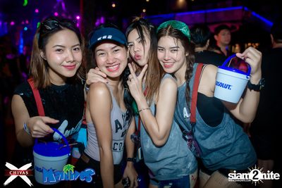 Songkran Space Splash Foam Party at Maldives Bar Mengjai — photo 37
