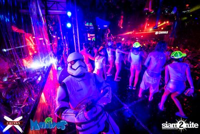 Songkran Space Splash Foam Party at Maldives Bar Mengjai — photo 53