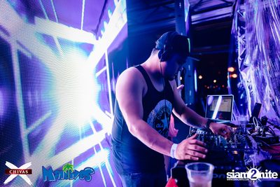 Songkran Space Splash Foam Party at Maldives Bar Mengjai — photo 92