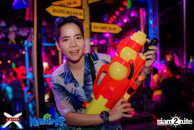 Songkran Space Splash Foam Party at Maldives Bar Mengjai — photo 17