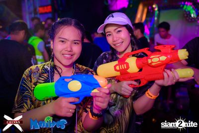 Songkran Space Splash Foam Party at Maldives Bar Mengjai — photo 21