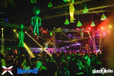 Songkran Space Splash Foam Party at Maldives Bar Mengjai — photo 30