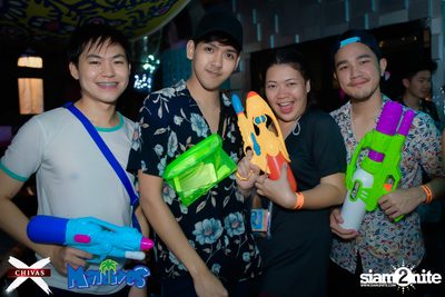 Songkran Space Splash Foam Party at Maldives Bar Mengjai — photo 41