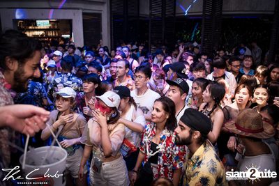 Songkran Gone Wild | The Club Khaosan — photo 14