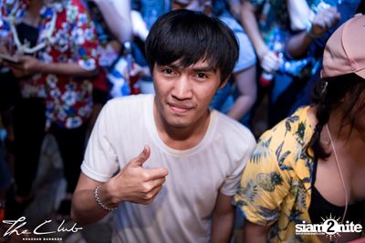 Songkran Gone Wild | The Club Khaosan — photo 17