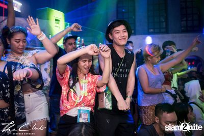Songkran Gone Wild | The Club Khaosan — photo 35