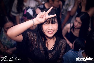 Songkran Gone Wild | The Club Khaosan — photo 37