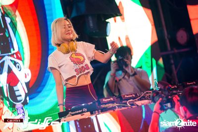 งาน ChivasX Differ Songkran: Summer Fresh 2018 — photo 96
