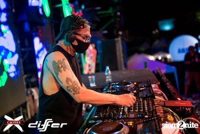 งาน ChivasX Differ Songkran: Summer Fresh 2018 — photo 167