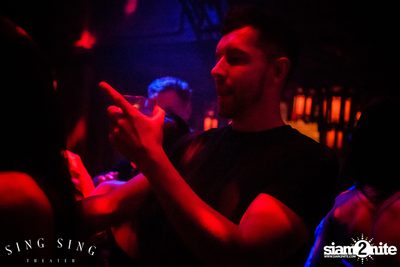 BLING IT กับ Bangkok Invaders ที่ ซิง ซิง เธียเตอร์ — photo 35