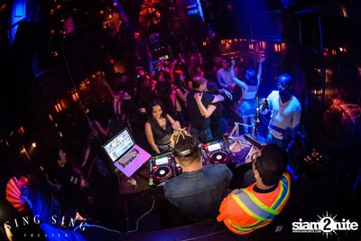 BLING IT กับ Bangkok Invaders ที่ ซิง ซิง เธียเตอร์ — photo 42