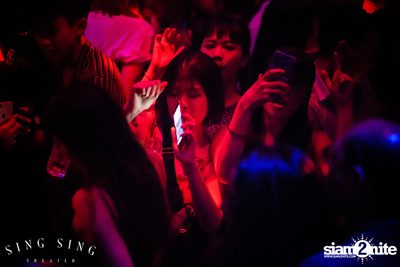 BLING IT กับ Bangkok Invaders ที่ ซิง ซิง เธียเตอร์ — photo 44