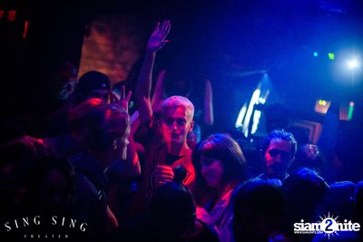 BLING IT กับ Bangkok Invaders ที่ ซิง ซิง เธียเตอร์ — photo 47