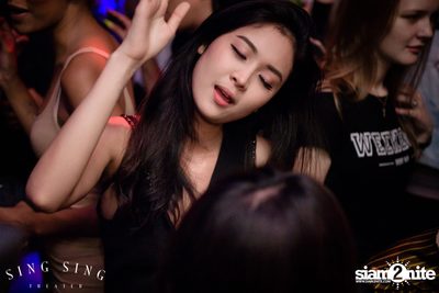 BLING IT กับ Bangkok Invaders ที่ ซิง ซิง เธียเตอร์ — photo 52