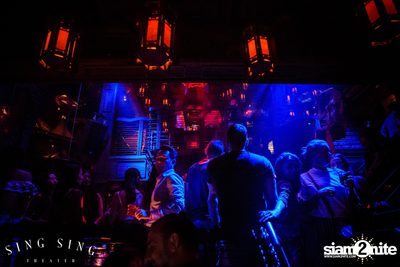 BLING IT กับ Bangkok Invaders ที่ ซิง ซิง เธียเตอร์ — photo 74