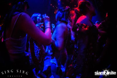 BLING IT กับ Bangkok Invaders ที่ ซิง ซิง เธียเตอร์ — photo 94