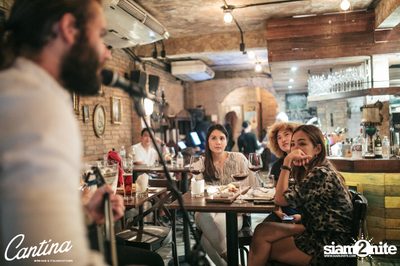 Cantina Acustica ft. Sam Ness (US) ที่ แคนติน่า ไวน์บาร์ แอนด์ อิตาเลียน คิทเช่น — photo 11