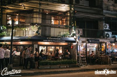 Cantina Acustica ft. Sam Ness (US) ที่ แคนติน่า ไวน์บาร์ แอนด์ อิตาเลียน คิทเช่น — photo 15