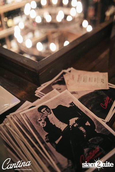 Cantina Acustica ft. Sam Ness (US) ที่ แคนติน่า ไวน์บาร์ แอนด์ อิตาเลียน คิทเช่น — photo 31