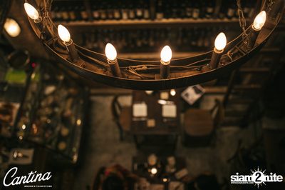 Cantina Acustica ft. Sam Ness (US) ที่ แคนติน่า ไวน์บาร์ แอนด์ อิตาเลียน คิทเช่น — photo 32