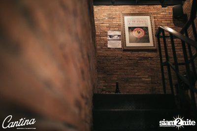 Cantina Acustica ft. Sam Ness (US) ที่ แคนติน่า ไวน์บาร์ แอนด์ อิตาเลียน คิทเช่น — photo 67