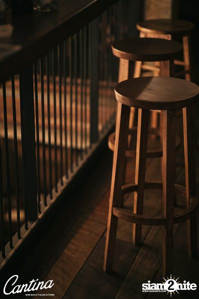Cantina Acustica ft. Sam Ness (US) ที่ แคนติน่า ไวน์บาร์ แอนด์ อิตาเลียน คิทเช่น — photo 81