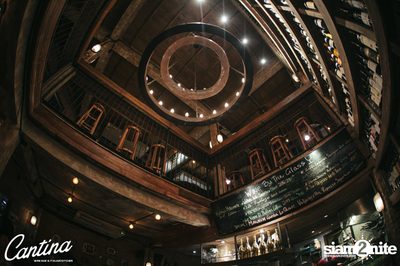 Cantina Acustica ft. Sam Ness (US) ที่ แคนติน่า ไวน์บาร์ แอนด์ อิตาเลียน คิทเช่น — photo 95