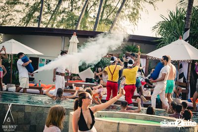 We're All Mad Here!: Amazing Sundays Brunch ที่ นิกกี้ บีช เกาะสมุย — photo 387