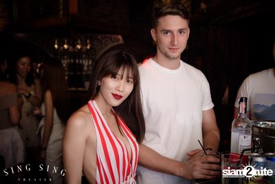 BLING IT กับ Bangkok Invaders ที่ ซิง ซิง เธียเตอร์ — photo 12