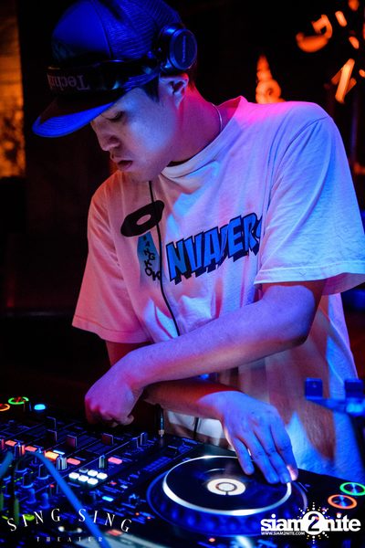 BLING IT กับ Bangkok Invaders ที่ ซิง ซิง เธียเตอร์ — photo 16