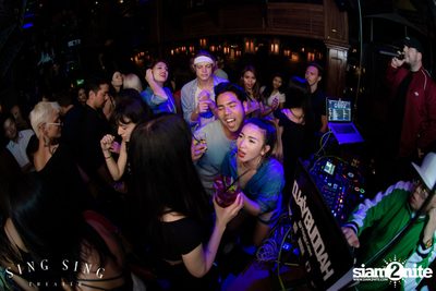 BLING IT กับ Bangkok Invaders ที่ ซิง ซิง เธียเตอร์ — photo 45
