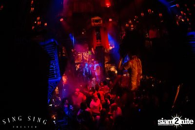 BLING IT กับ Bangkok Invaders ที่ ซิง ซิง เธียเตอร์ — photo 74