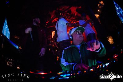 BLING IT กับ Bangkok Invaders ที่ ซิง ซิง เธียเตอร์ — photo 79